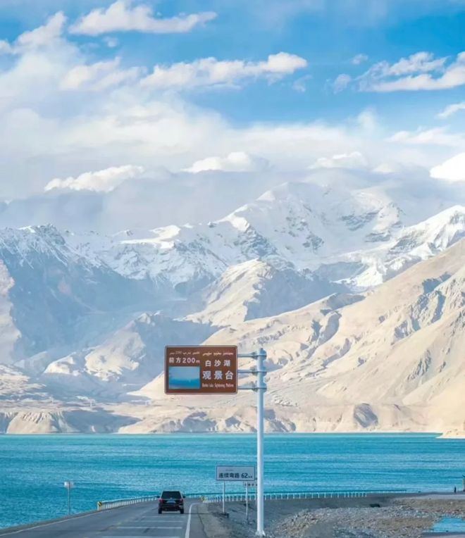 程环游带父母去新疆16天路线环游跟小团开元棋牌试玩带父母去新疆16日小团行(图3) 程环游带父母去新疆16天路线环游跟小团开元棋牌试玩带父母去新疆16日小团行(图3)